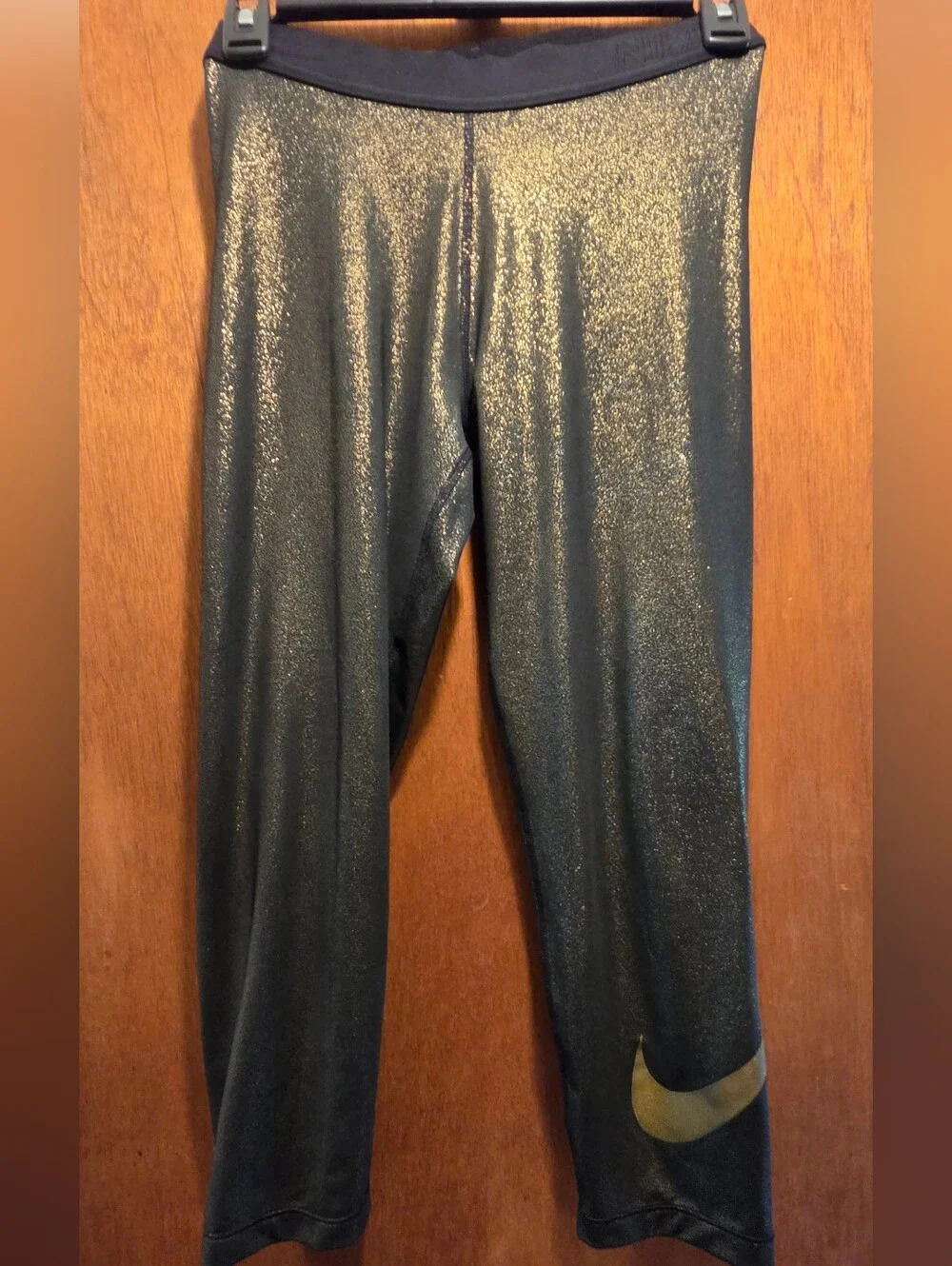 Nike Dri-Fit Leggings Black Gold Glitter Mid Rise Gel Swoosh Capri SzM